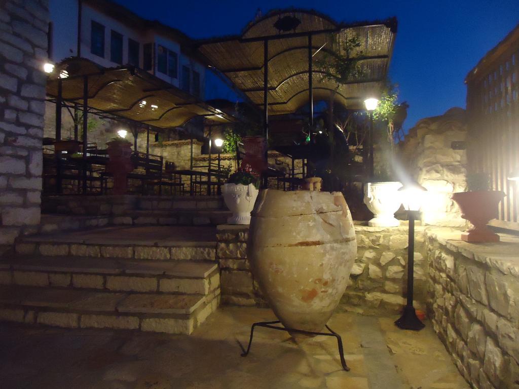 Hotel Klea Berat Exterior foto