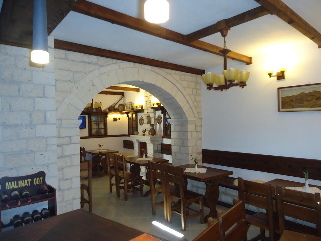 Hotel Klea Berat Exterior foto