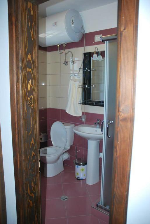 Hotel Klea Berat Habitación foto
